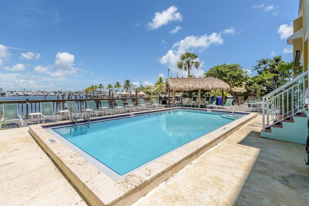 St Kitts - Downtown Waterfront Penthouse Pool Dock Parking Key West Exterior foto